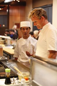 In Teufels Küche mit Gordon Ramsay – Gordon Ramsay (r.)