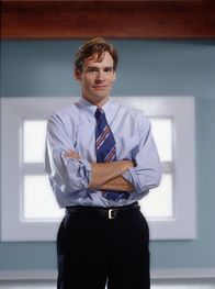 Dr. House – Dr. James Wilson (Robert Sean Leonard) ist einer der Wenigen, die mit der Art von Dr. House fast immer zurrecht kommt.