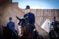 Warten auf die Barbaren – Officer Mandel (Robert Pattinson, m.)