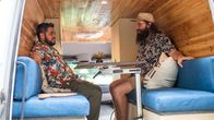 VanTastic! - Coole Camper – L-R: Rolando und Brett Lewis