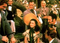 Vom Winde verweht – Immer im Mittelpunkt des Geschehens: Scarlett O'Hara (Vivien Leigh, M.) ...