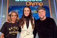 Quizduell - Olymp – Moderatorin Esther Sedlaczek (M.) mit den Kandidaten des Teams "Rap": Sabrina Setlur (l.) und Smudo (r.)