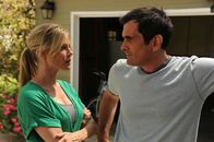 Modern Family – L-R: Claire Dunphy (Julie Bowen), Phil Dunphy (Ty Burrell)