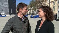 Orte der Kindheit – Angelika Kirchschlager und Peter Schneeberger treffen sich im Museumsquartier.