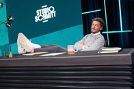 Studio Schmitt – Tommi Schmitt ist Gastgeber der ZDFneo-Show "Studio Schmitt".
