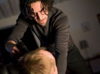 Mankells Wallander – Stefan Lindman (Ola Rapace) trifft auf seinen alten Peiniger.