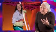 Hitgiganten - Die Stars hinter den Stars – Sie liefern die Beats, schreiben die Hooks, zaubern aus einer Melodie einen Welthit. Und doch kennt sie kaum jemand: Deutschlands erfolgreichste Musikproduzenten! Von der ersten Idee bis zum letzten Ton: Sie geben den Künstler*innen eine Stimme. Und was wären all die berühmten Lieder ohne ohrwurmtaugliche Melodien und ohne eingängige Texte? Genau: nichts! Deshalb geht ohne Komponisten und Textdichter nichts im Musikbusiness. In einer unterhaltsamen Reise durch die Musikwelt rückt diese Sendung genau diese kreativen Köpfe ins Rampenlicht. - Peter Urban (r) - im Hintergrund Guido Horn