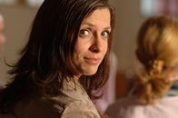 Geile Zeiten – Als alleinerziehende Mutter und Studentin bleibt Anna (Julia Brendler) wenig Zeit für ein Privatleben. Eines Tages zieht ein neuer Mieter ins Haus ...