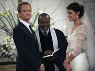 How I Met Your Mother – L-R: Endlich ist es so weit: Barney (Neil Patrick Harris) und Robin (Cobie Smulders)