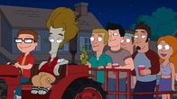 American Dad! – Steve (l.), Roger (2.v.l.)