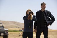 Homeland – Carrie Mathison (Claire Danes, l.); Yevgeny Gromov (Costa Ronin, r.)