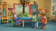 Pip und Posy – Frankie hat viele Ideen zum Bootsbau. Pip und Posy haben eigene Vorstellungen.