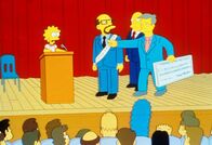 Die Simpsons – "Die Simpsons", "Die große Betrügerin." Lisa hat bei einer Schularbeit erfolgreich geschummelt. Sie bekommt jedoch ein schlechtes Gewissen und will die Wahrheit sagen. Rektor Skinner hindert sie daran, da die Schule dank ihrer guten Note mehr Fördergelder bekommen hat. Homer mästet einen Hummer, den er lieb gewinnt und schließlich doch verspeist.