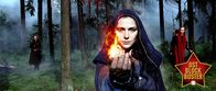 Dark World – Marina kennt sich aus mit alten Legenden und okkulten Riten. Zusammen mit einer Gruppe Studenten ist sie auf Expedition in Lappland, um dort mysteriöse Orte zu erkunden. Mitten im Wald entdeckt sie mit ihrem Kameraden Kostya ein verlassenes Haus. Drinnen finden sie eine mumifizierte Hexe und einen alten Schild. Als Marina ihn berührt, bricht das Böse los. Die Hexen sind los!