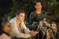 All American – (v.li.): Geffri Maya (Simone Hicks), Cody Christian (Asher Adams), Samantha Logan (Olivia Baker).