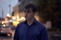 Normal People – Zurück in der Heimat wird Connell (Paul Mescal) eines plötzlich klar: Er hat einen riesigen Fehler gemacht.