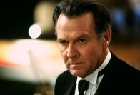 Rush Hour – Der britische Diplomat Griffin (Tom Wilkinson) kann sich nur schwer von seinen chinesischen Kulturschätzen trennen ...