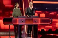 Quizduell-Olymp – ARD QUIZDUELL-OLYMP, FOLGE 369, "Eva Padberg und Franziska Knuppe" Uhr im ERSTEN. Die Kandidatinnen des Teams "Supermodel": Eva Padberg (l.) und Franziska Knuppe (r.) beide Models.