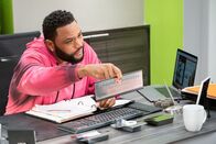 Black-ish – Anthony Anderson (Andre ‚Dre‘ Johnson).