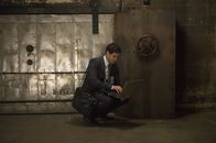Scorpion – Als das Team Scorpion erpresst wird, muss Walter (Elyes Gabel) einen Plan ausarbeiten, um einen skrupellosen Mann auszuschalten ...