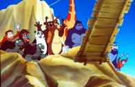 Noahs Insel – "Noahs Insel", "Diamantina." Nach ihrer Reise rund um den Indischen Ozean treibt Noahs Insel wieder in den Gewässern vor Diamantina, und die Tiere freuen sich auf das Ziel ihrer Träume. Da bricht auf einer nahen Insel ein Feuer aus und bedroht die dort lebenden Schildkröten. Noah und seine Freunde schwimmen an Land, um zu helfen. Tatsächlich gelingt es ihnen, die gepanzerten Reptilien in Sicherheit zu bringen. Dabei gehen Sascha und Carmen verloren, und es besteht wenig Hoffnung, sie lebendig wiederzusehen. Tief getroffen von dem Verlust vor allem seines geliebten Freundes und Assistenten steuert Noah Diamantina an.