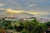 Wilde Wege – Sonnenaufgang über der Inselhauptstadt Funchal