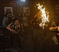 9-1-1 Notruf L.A. – Kenneth Choi as Howie 'Chimney' Han (l.)