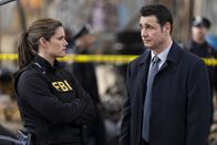 FBI: Special Crime Unit – FBI Special Agent Maggie Bell (Missy Peregrym, l.); Detective Nick Zito (Adam Ferrara, r.)