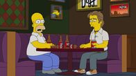 Die Simpsons – Homer (l.); Bode Wright (r.)