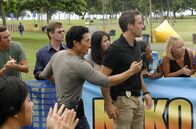 Hawaii Five-0 – Ermitteln undercover in einem neuen Fall: Steve (Alex O'Loughlin, r.) und Chin (Daniel Dae Kim, l.) ...