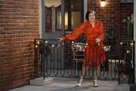 Call Me Kat – Kat (Mayim Bialik)