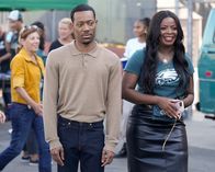 Abbott Elementary – Gregory Eddie (Tyler James Williams) und Ava Coleman (Janelle James)