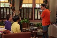 The Goldbergs – v.l.n.r.) Adam Goldberg (Sean Giambrone); Dave Kim (Kenny Ridwan); Barry Goldberg (Troy Gentile)