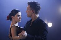 Crazy Ex-Girlfriend – v.l.n.r.) Rebecca Bunch (Rachel Bloom); Nathaniel Plimpton lll (Scott Michael Foster)