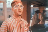 Papillon – Louis Dega (Dustin Hoffman)