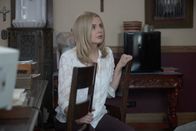 The Exorcist – Nach und nach wird Angela (Geena Davis) bewusst, wie schlimm es um ihre Tochter steht und, dass der Dämon es auch auf sie abgesehen hat ...