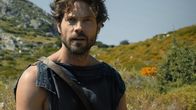 Terra X: Superhelden – Odysseus ist einer der berühmtesten griechischen Helden des Altertums. Er ist ein Anführer von edler Herkunft, ein König. Stark und klug. Er ist der mythische Held von Troja und der Einzige, der die zehnjährige Irrfahrt durchs Mittelmeer überlebt.