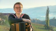 Ikonen Österreichs – Harmonikaspielerin Johanna Dumfart.