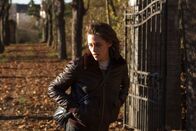 Personal Shopper – Maureen (Kristen Stewart)