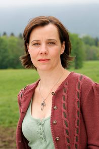 Die Rosenheim-Cops – Jutta Schmuttermaier (Paula Wiesinger).