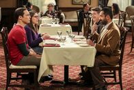 The Big Bang Theory – L-R: Sheldon Cooper (Jim Parsons), Amy Farrah Fowler (Mayim Bialik), Dr. Pemberton (Sean Astin), Dr. Campbell (Kal Penn).