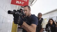 Hawaii Five-0 – McGarrett (Alex O'Loughlin) versammelt sämtliche Kriminelle der Insel, um seinen aktuellen Fall zu lösen ...