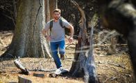Under the Dome – Als Barbie (Mike Vogel) plötzlich Melanie in Chester's Mill sieht, kommen ihm Zweifel, ob das was er für die Realität hält auch wirklich wahr ist ...