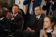 Madam Secretary – Henry McCord (Tim Daly, l.); Evan Moore (Michael Patrick Thornton, r.)