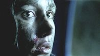 Cold Prey 3 - The Beginning – Siri (Julie Rusti) ist in einem finsteren Keller eingesperrt.