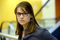 Tatort – NDR Fernsehen TATORT, "Willkommen in Hamburg" Uhr. Britta Hammelstein ist Ines Kallwey.