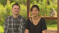 In 90 Tagen zum Altar – Kyle and Noon while visiting his aunt in Minnesota.