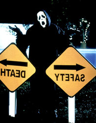 Scary Movie – Scary Movie (2000)
