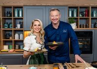 Silvia kocht – Silvia Schneider, Andreas Döllerer. („Bluntaulachs in Gewürzbutter, rote Linsen & Kürbis“ und „Salzburger Bierfleisch vom Ochsenwangerl“).