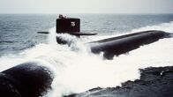 Kriegsschiffe - Tod auf See – Die "USS Ohio" ist ein nuklear betriebenes und nuklear bewaffnetes U-Boot der US-Navy. Sie wurde 1981 in Dienst gestellt und ist das Typschiff der Ohio-Klasse, welche die größten nuklear betriebenen U-Boote der USA umfasst.